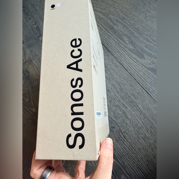 Sonos Ace Noise Cancelling Headphones in Black - Picture 3 of 3